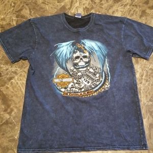 Harley Davidson t-shirt.